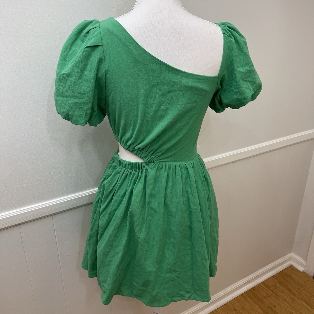 LUCCA NWT Green Puff Sleeve Dress With Cutout Size Small MSRP $74.99 - Picture 3 of 8